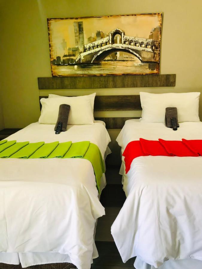 Myburgh Bed And Breakfast Klerksdorp Eksteriør bilde